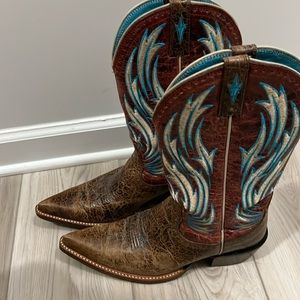Ariat Boots size 8B